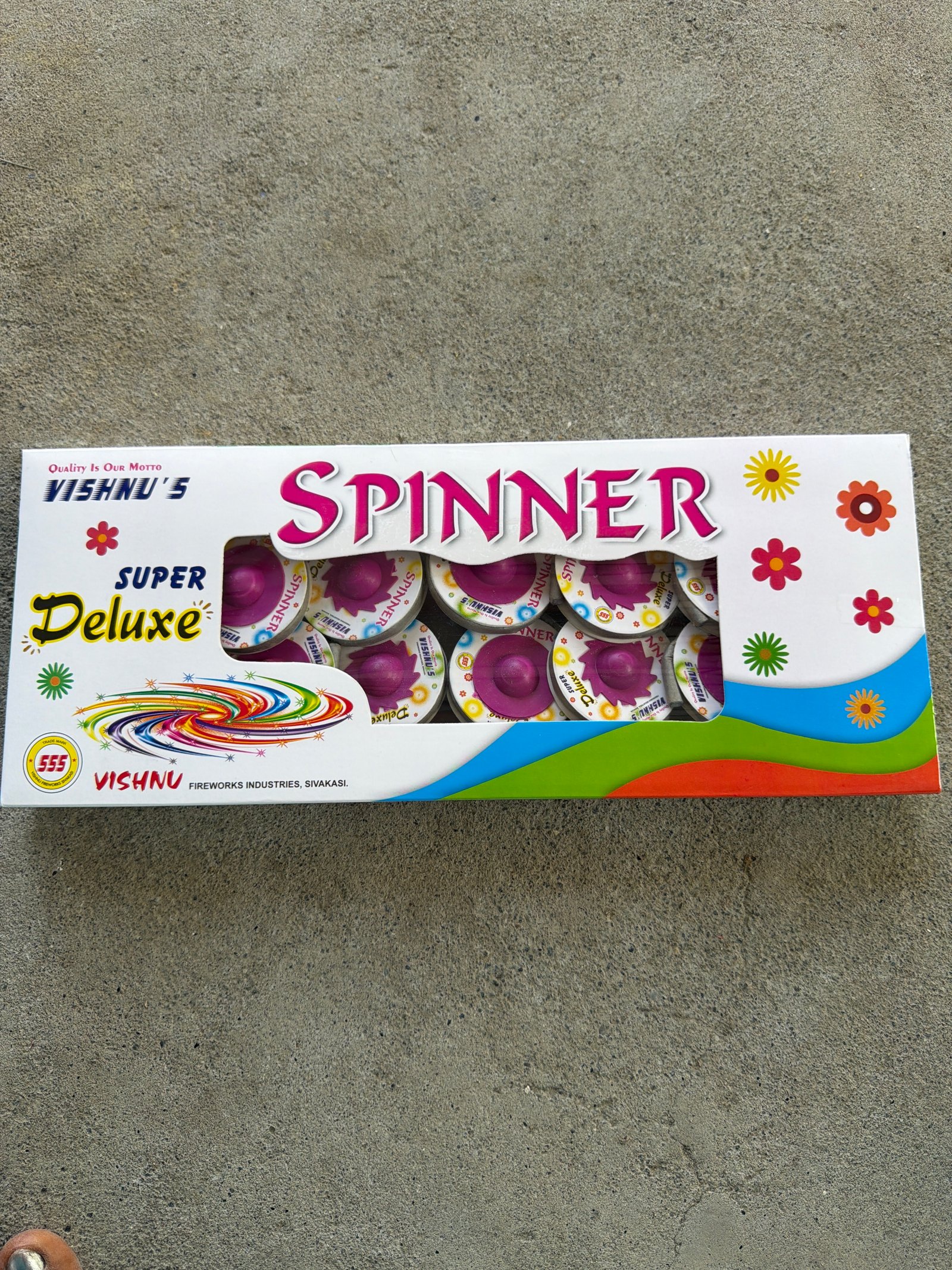 plastic spinner deluxe